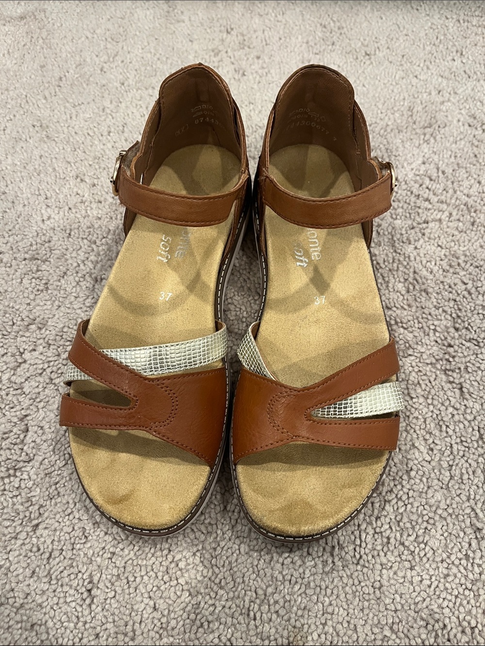 Remonte Brown Leather Strappy Comfort Sandals with Metallic Accent